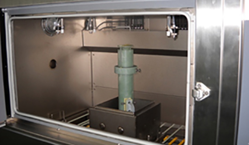 チタン製試験層を使用しており、高温、高濃度の塩水噴霧試験に対応