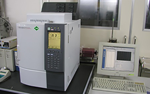 ガスクロマトグラフ質量分析計(GC-MS)