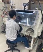 大気非曝露雰囲気下車載用リチウムイオン電池分解の様子